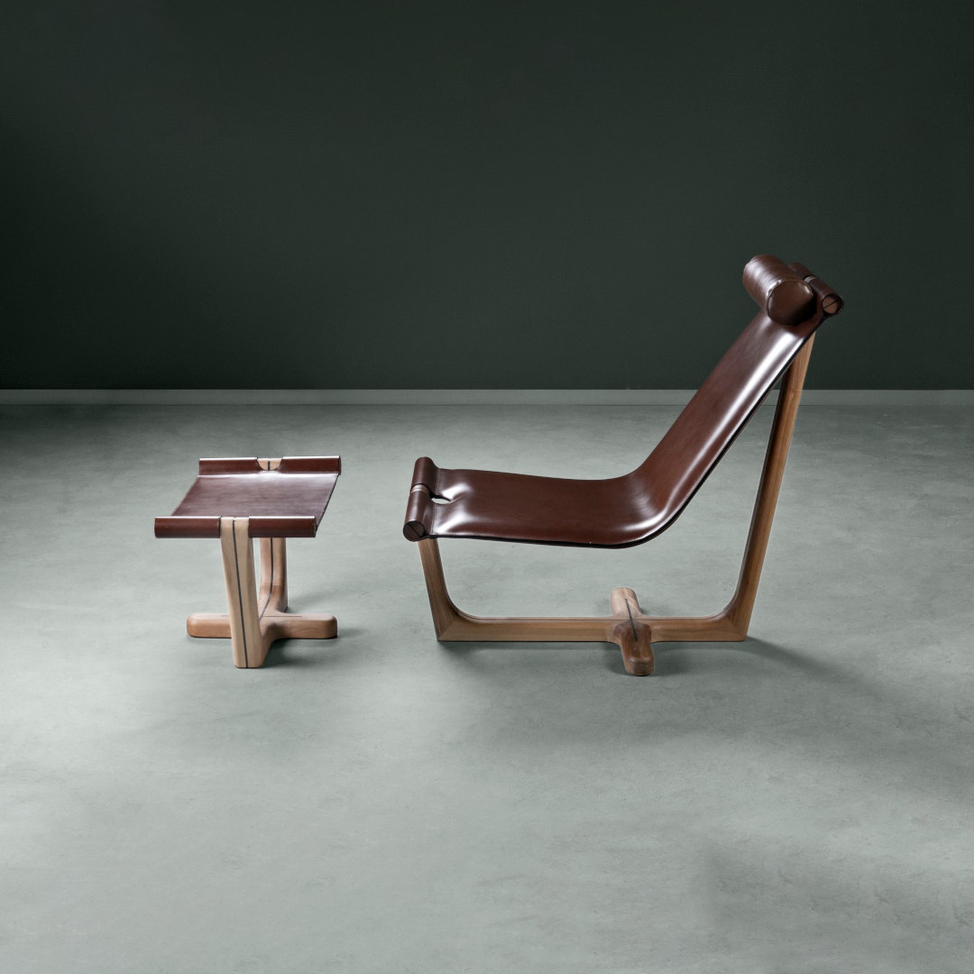 ARMANDA CHAIRS - Sie können verchromt, vermessingt oder brüniert sein. Diese Elemente sind aus Massivholz gefertigt. Diese Elemente unterstreichen die Eleganz und Schärfe-rechte seite