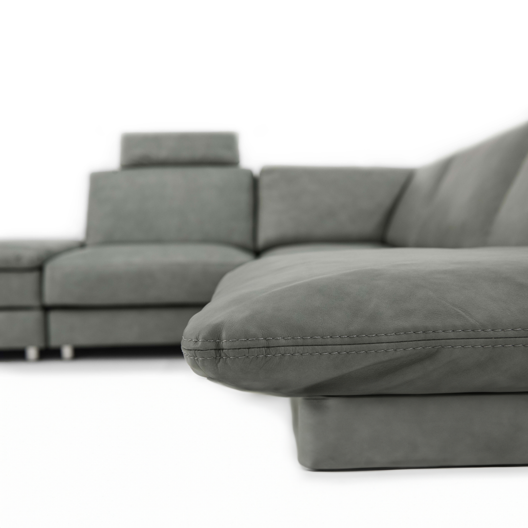 INFNITY-Designersofa, Gestell aus Massivholz mit Lederpolsterung-detail